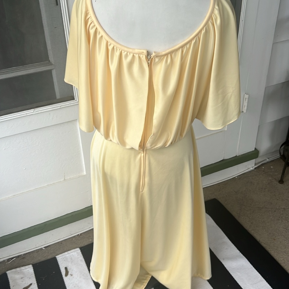 VTG 70s Yellow Dress with Flutter Sleeves - Picture 5 of 15
